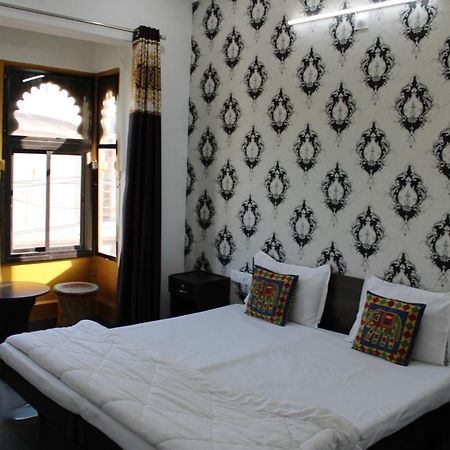 Hill Paradise Home Stay Udaipur Dış mekan fotoğraf