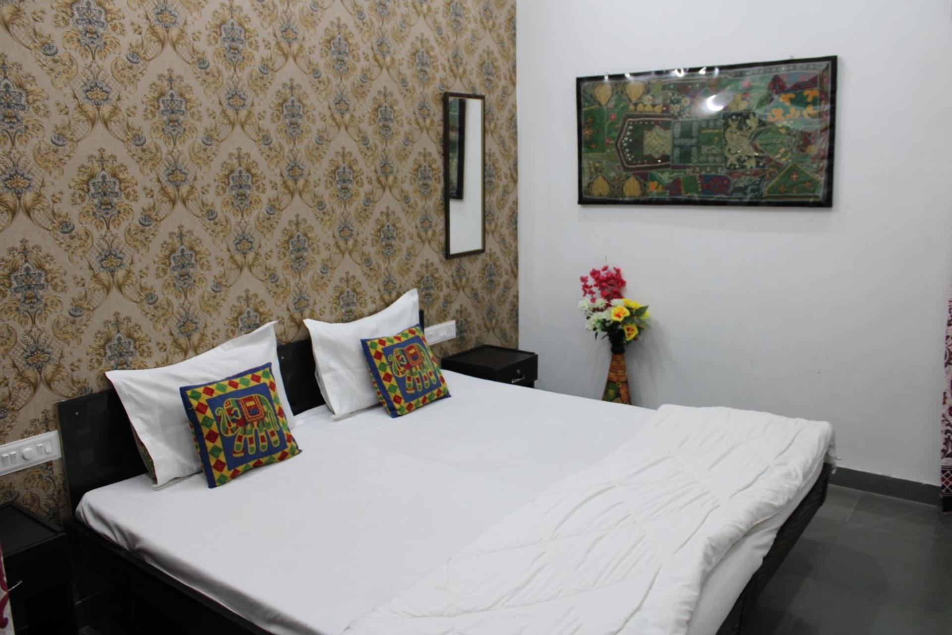 Hill Paradise Home Stay Udaipur Dış mekan fotoğraf
